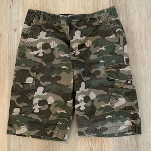 Boys old Navy camo shorts